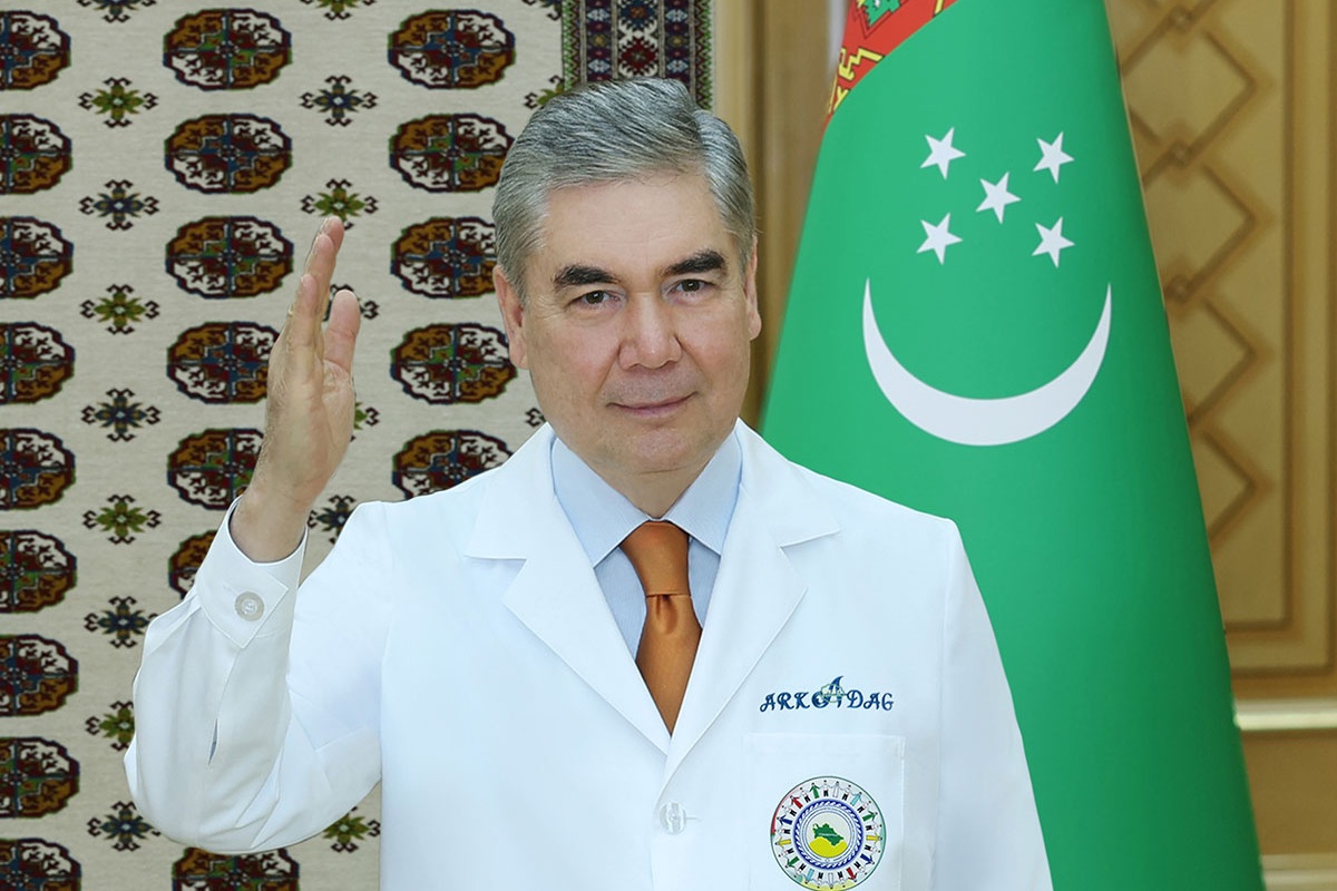 Türkmenistanyň Gahryman Arkadagy haýyr-sahawat gaznasynyň geňeşiniň mejlisini geçirdi