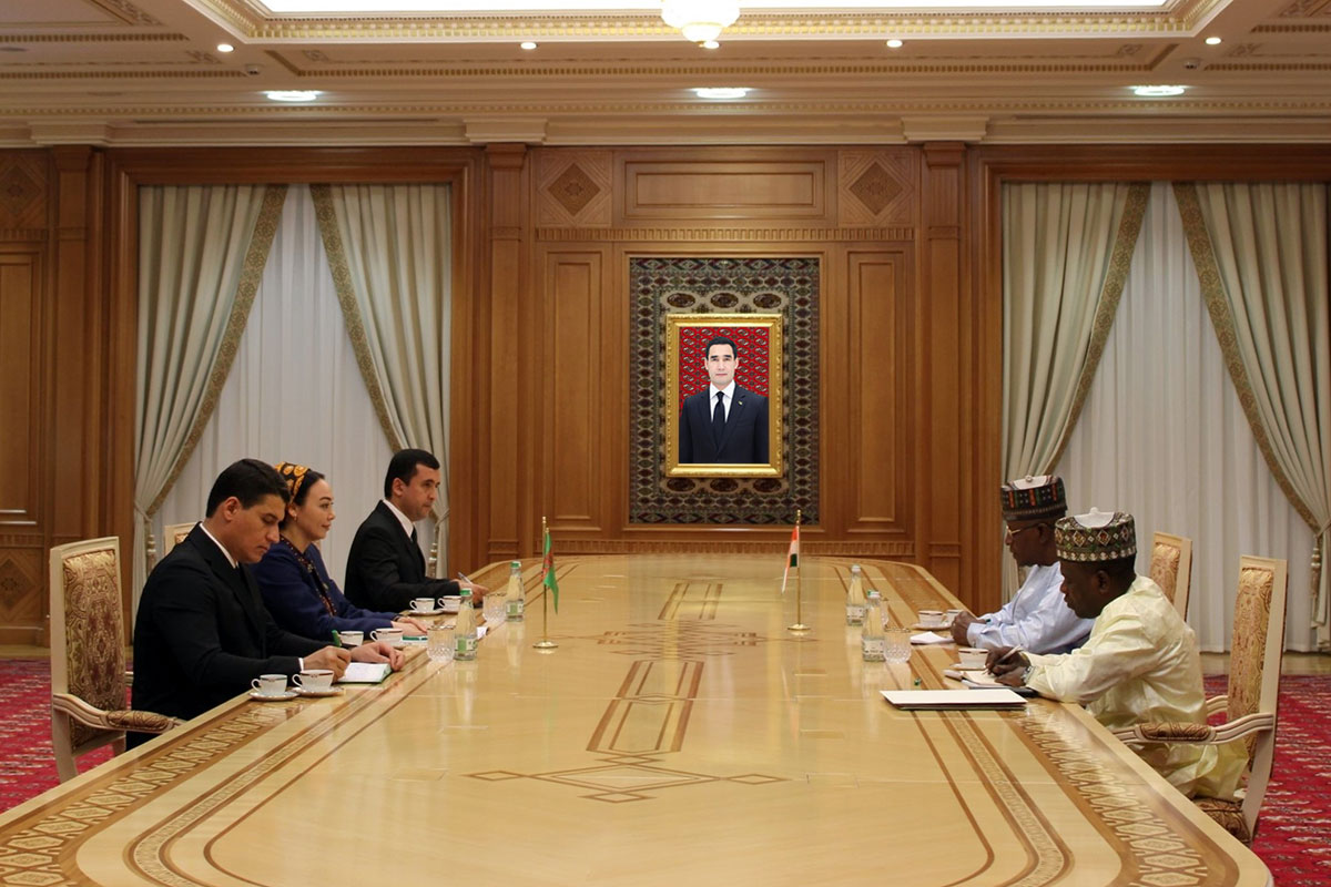 В Туркменистане аккредитован посол Республики Нигер