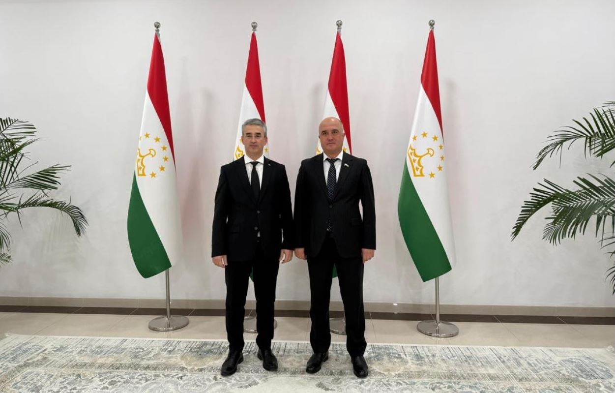 Türkmenistan bilen Täjigistan parlamentara hyzmatdaşlygy ösdürýärler