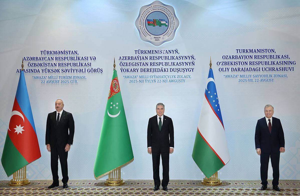 Türkmenistan, Azerbaýjan we Özbegistan birnäçe ikitaraplaýyn resminama gol çekdi