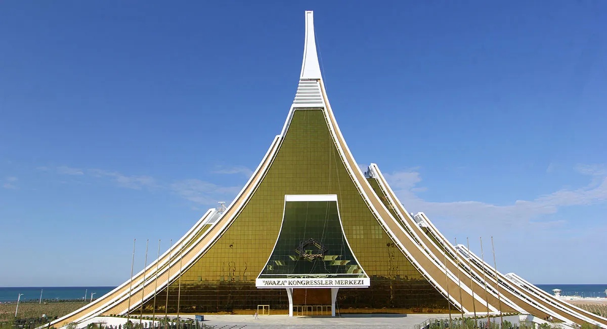 The National Leader of the Turkmen People Visited the Congress Center in the Awaza National Tourist Zone